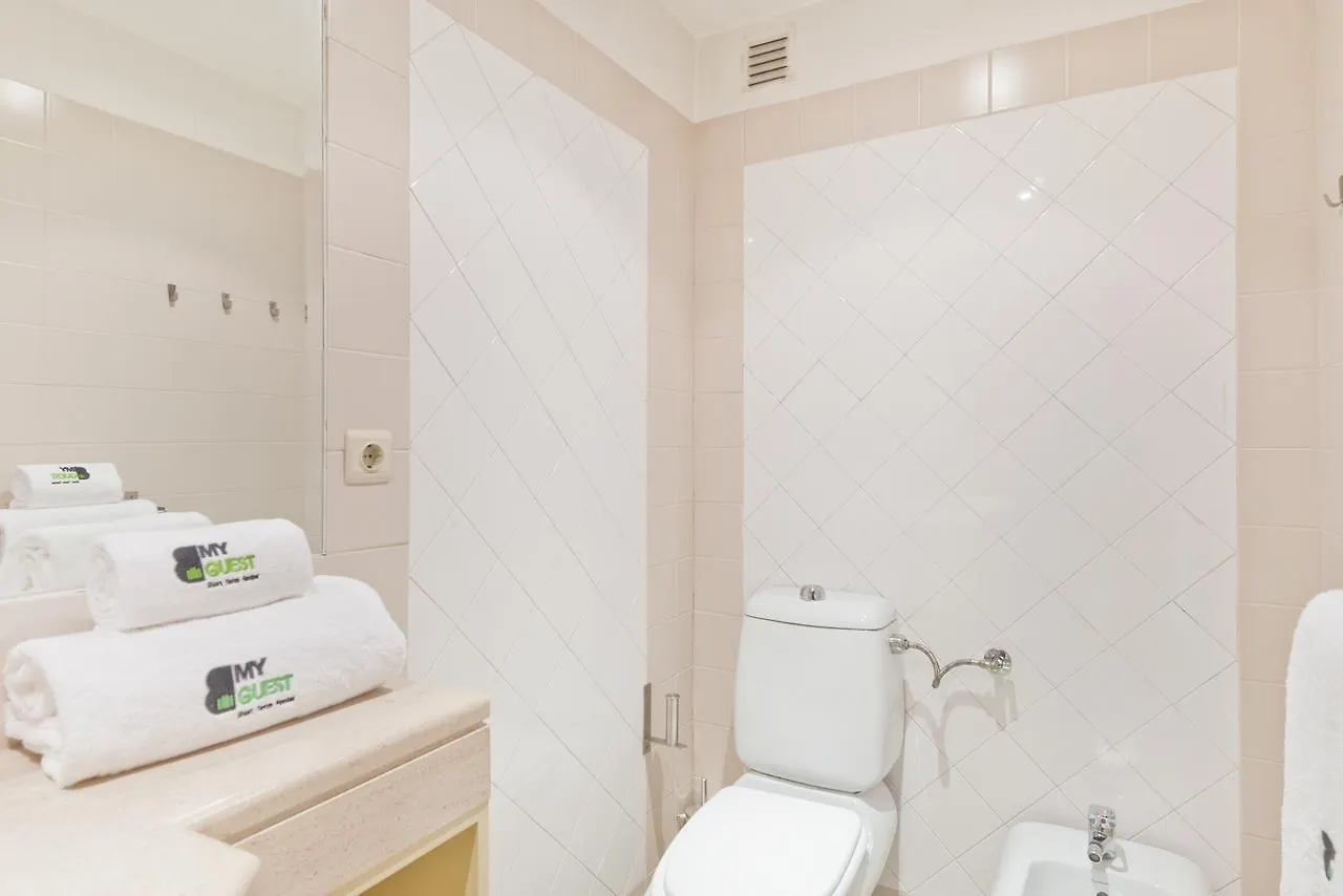 Bmyguest - Central Garage Apartment Lisbon