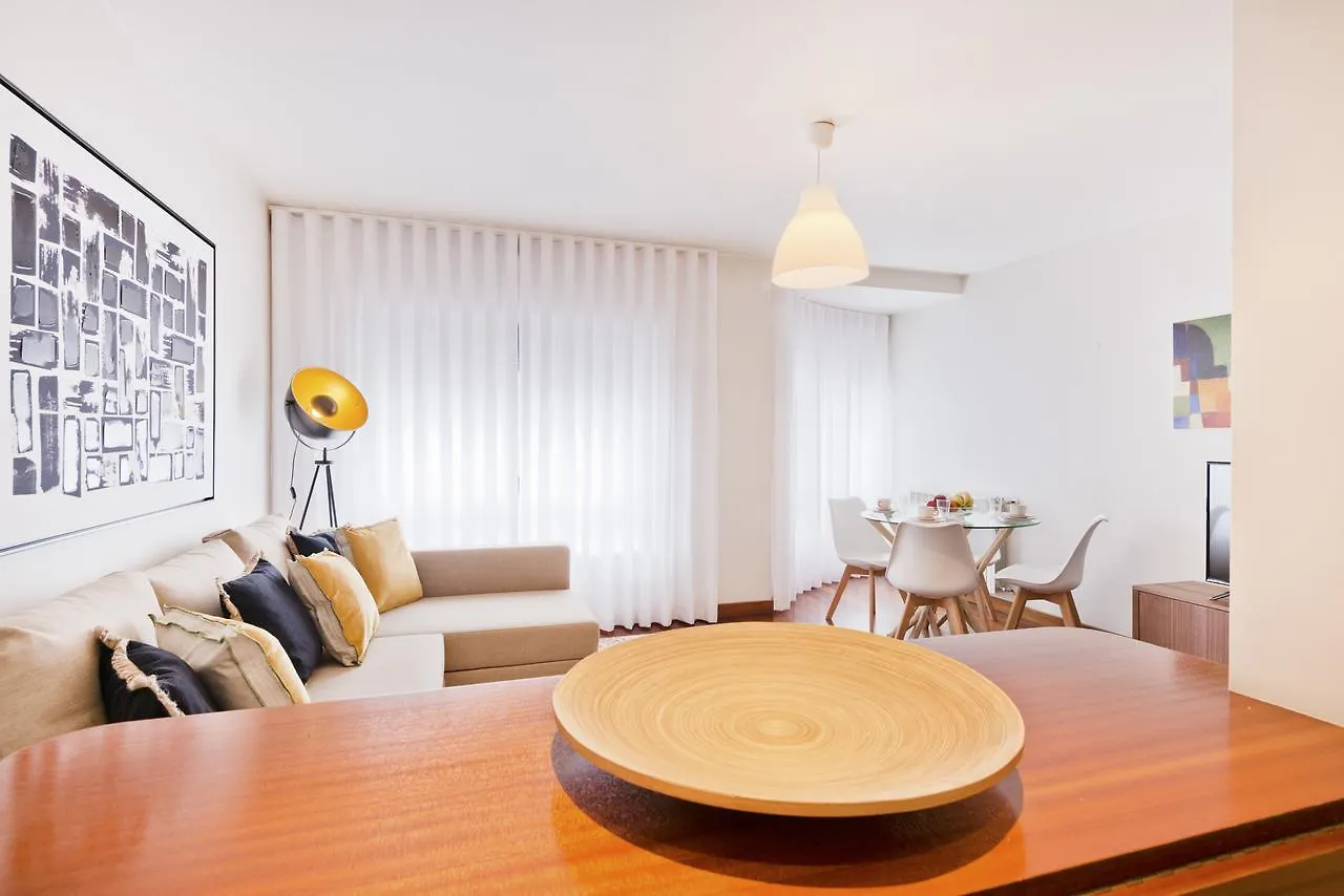 Bmyguest - Central Garage Apartment Lisboa